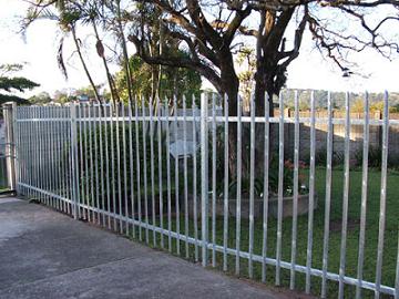 steel fence / garden fence / security fencing