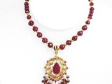 عقد ياقوت احمر وذهب