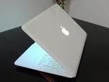 لاب توب apple mac book اللون الابيض مطلوب 3500جنيه للإستعلام