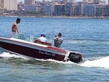 لانش للبيع بسعر مغرى جداا