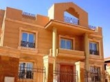 فيلا للبيع من المالك بكمبوند بااكتوبر بمقدم 600الف والباقي ع