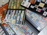 اكثر من 400 طابع للبيع