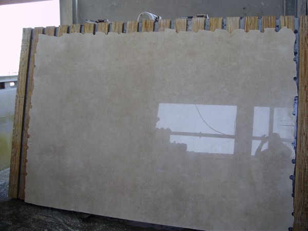 مطلوب وكيل للرخام فى الدول العربية .