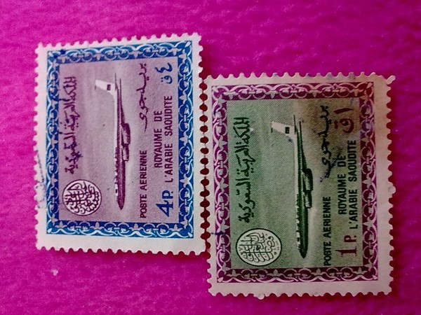 بيع طوابع بريدية قديمة تابعة لدول عربية