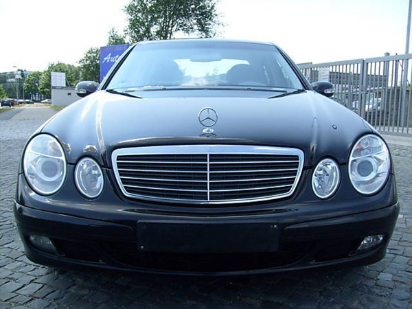 سيارات مستعمله MercedesBenz E200 Kompressor NGT