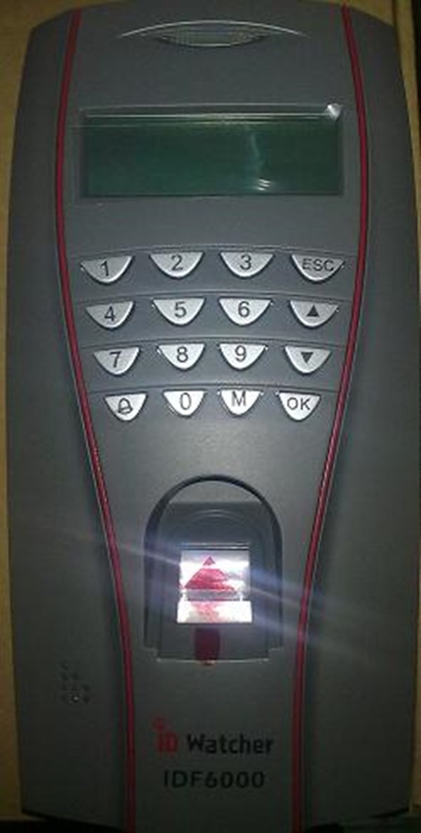 انظمة حضور وانصراف من ماكسمم سيكورتي سليوشن .