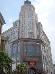 نحتاج لفرش محلات ادوات منزليه وكهربائيه .