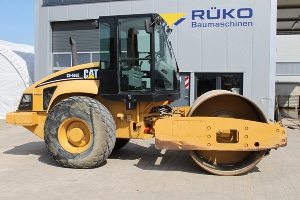 هراس مدحلة كاتربيلر Caterpillar Single drum rollers CS 563 E