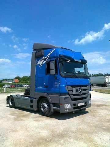 عدد 6 شاحنات مرسيدس ميجا سبيس من المانيا MERCEDES BENZ ACTROS 1844