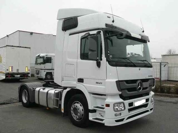 شاحنة مرسيدس ميجا من المانيا MERCEDES BENZ ACTROS 1841 4X2 2010