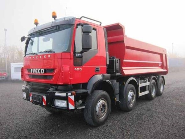 شاحنة افيكو قلاب من المانيا IVECO TRAKKER AD 410 T45 8X4 2010