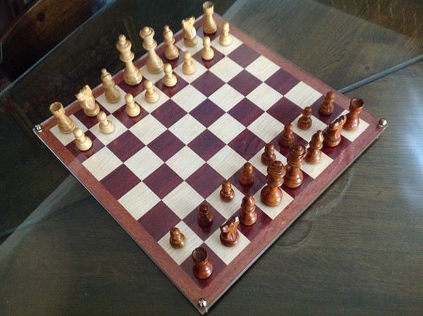 شطرنج خشبي صناعه يدويه جديد