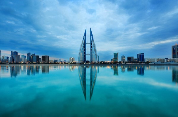 الاستثمار والاقامة في البحرين