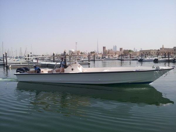 استمتع برحلة صيد مع اليخوت الفخمة للرحلات  .