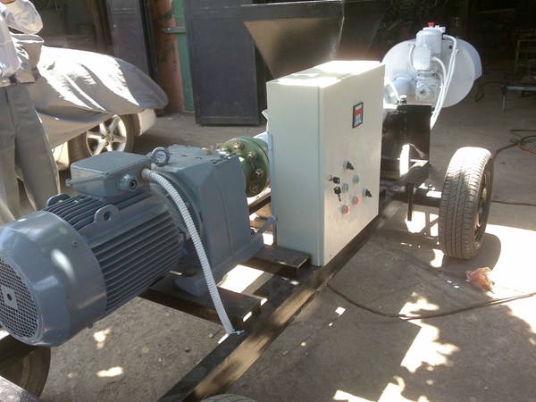 معمل فحم للبيع كامل المعدات .