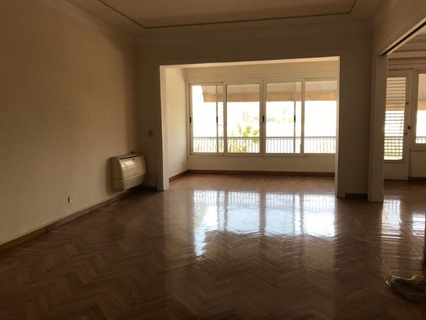 Apartment 150m overlooking Nile in Zamalek for rent