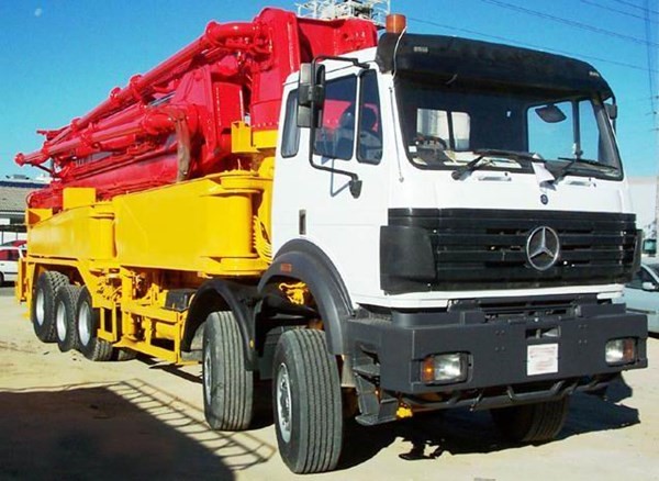 الكفراوى لتجارة معدات البناء والطرق والانفاق  .