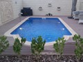 Fiberglass swimming pool